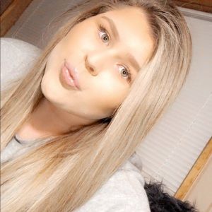 Meet your Posher, Michaela